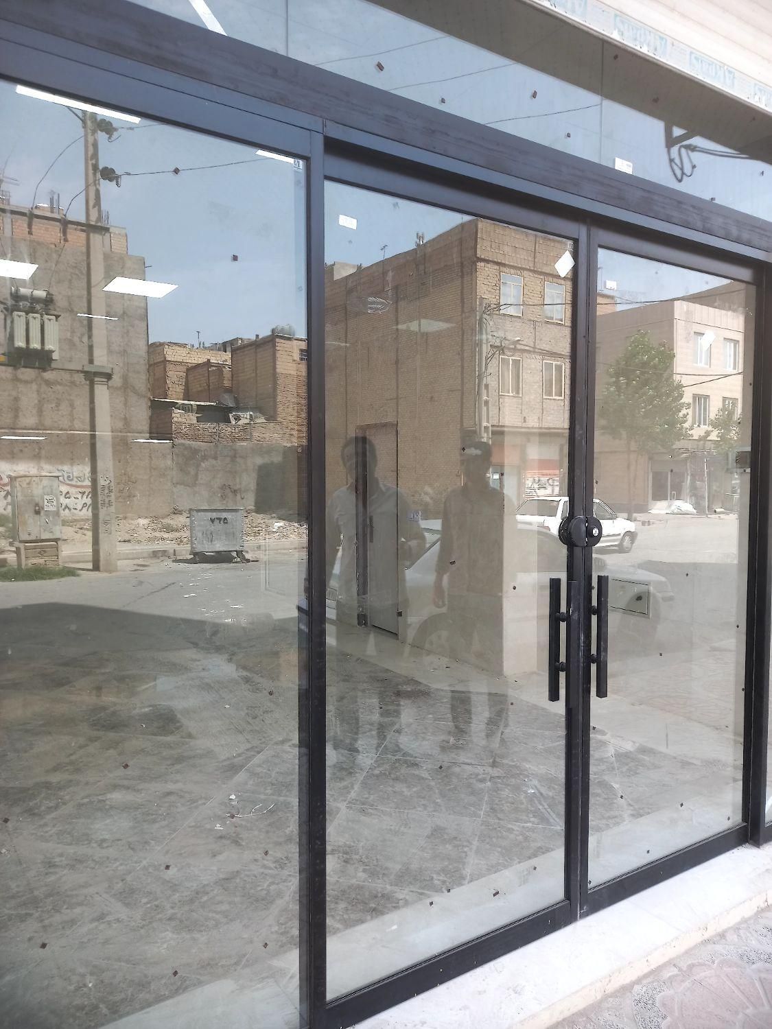 مغازه ای به ده متری در خیراباد معاوضه با باغ|فروش مغازه و غرفه|نسیم‌شهر, |دیوار