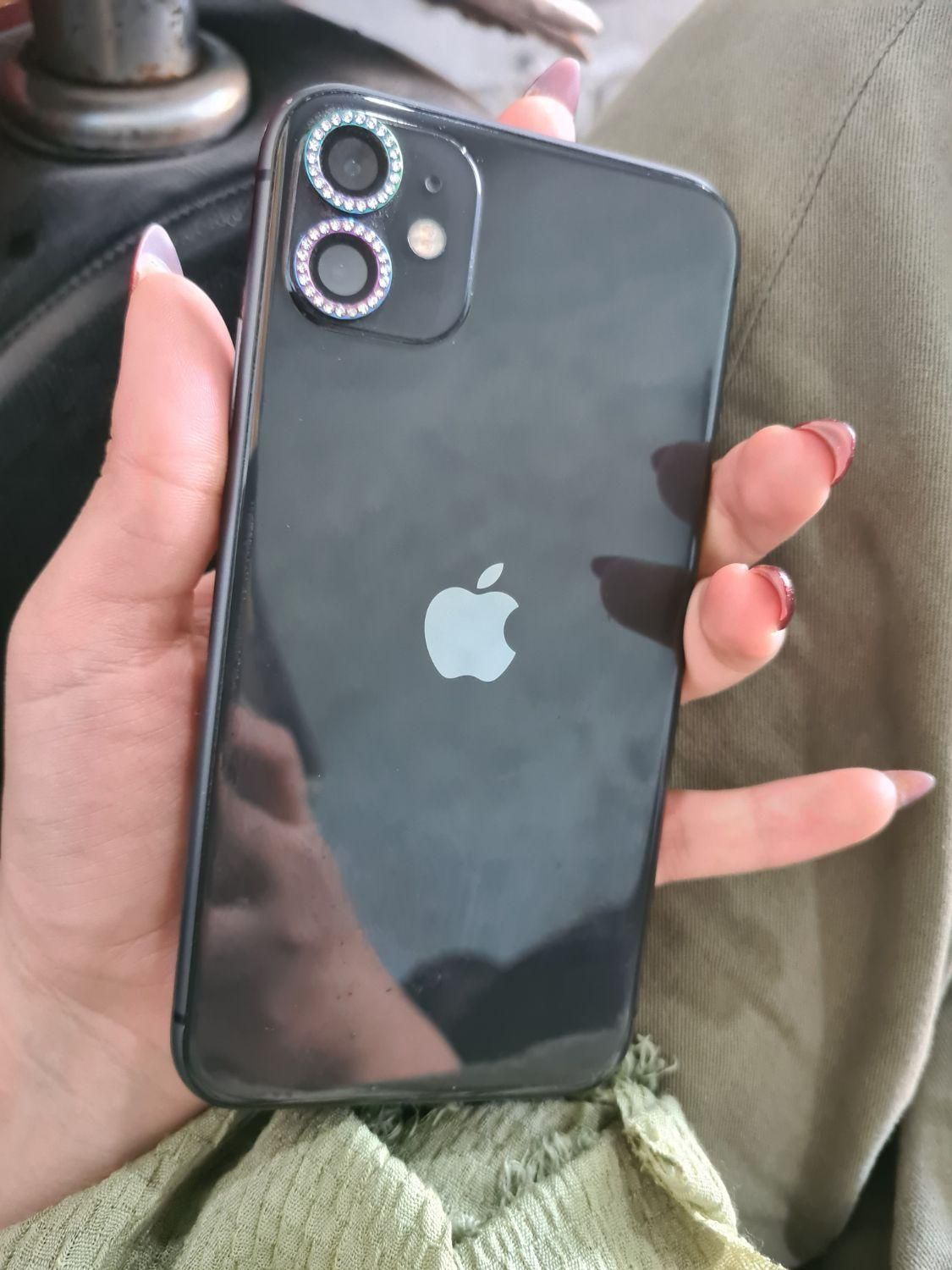 اپل iPhone 11 با حافظهٔ ۱۲۸ گیگابایت|موبایل|بروجرد, |دیوار