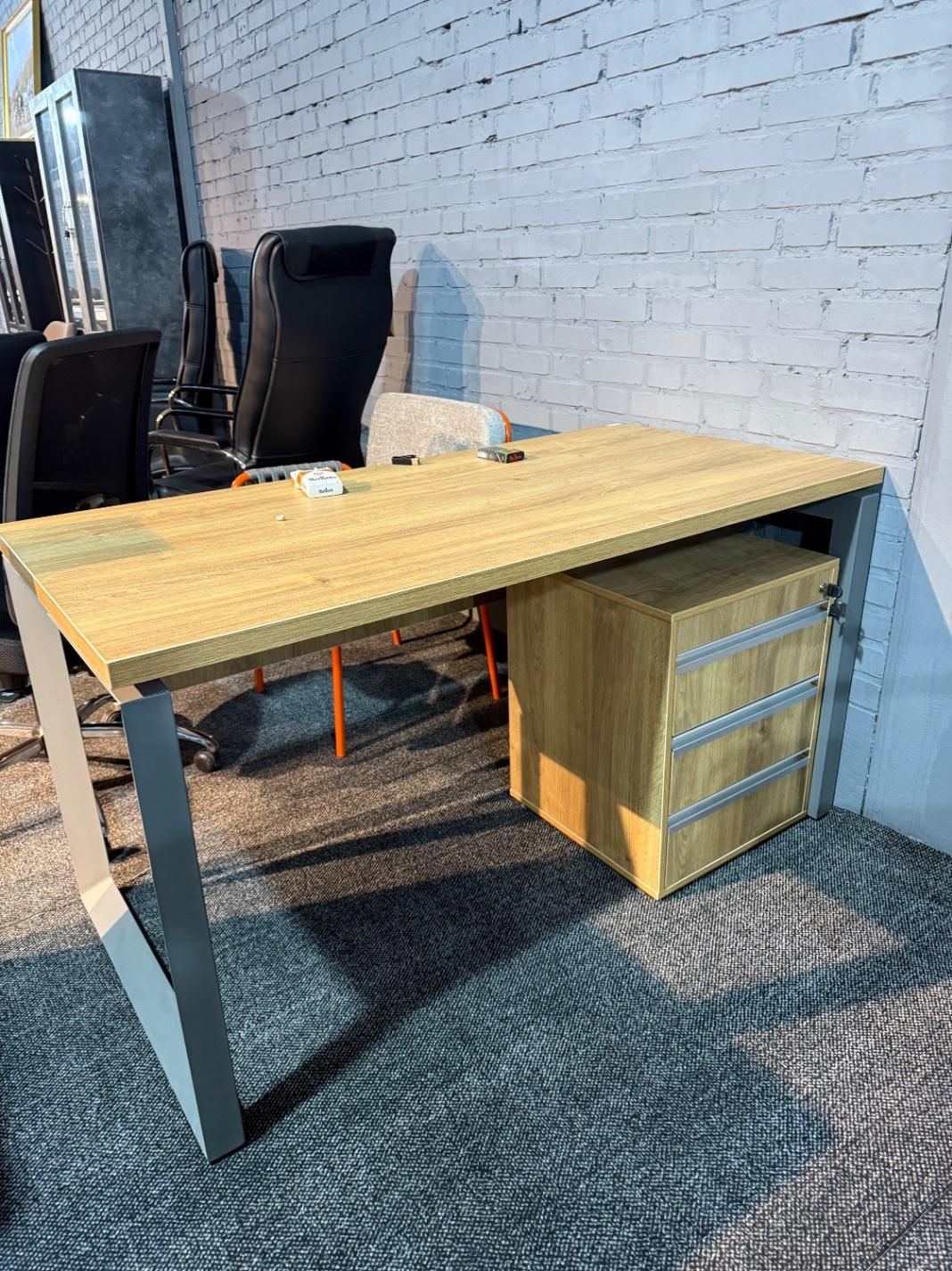 میز تحریر|میز تحریر و کامپیوتر|چهاردانگه (تهران), |دیوار