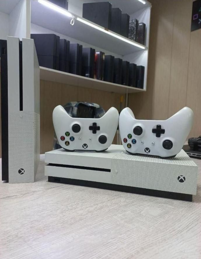 xbox one S وان اس نقد و اقساط|کنسول، بازی ویدئویی و آنلاین|ارومیه, |دیوار