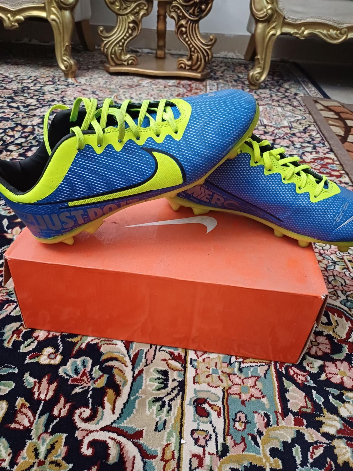 کتونی استوک سایز ۴۰|کیف، کفش، کمربند|اندیشه, اندیشه فاز ۱|دیوار