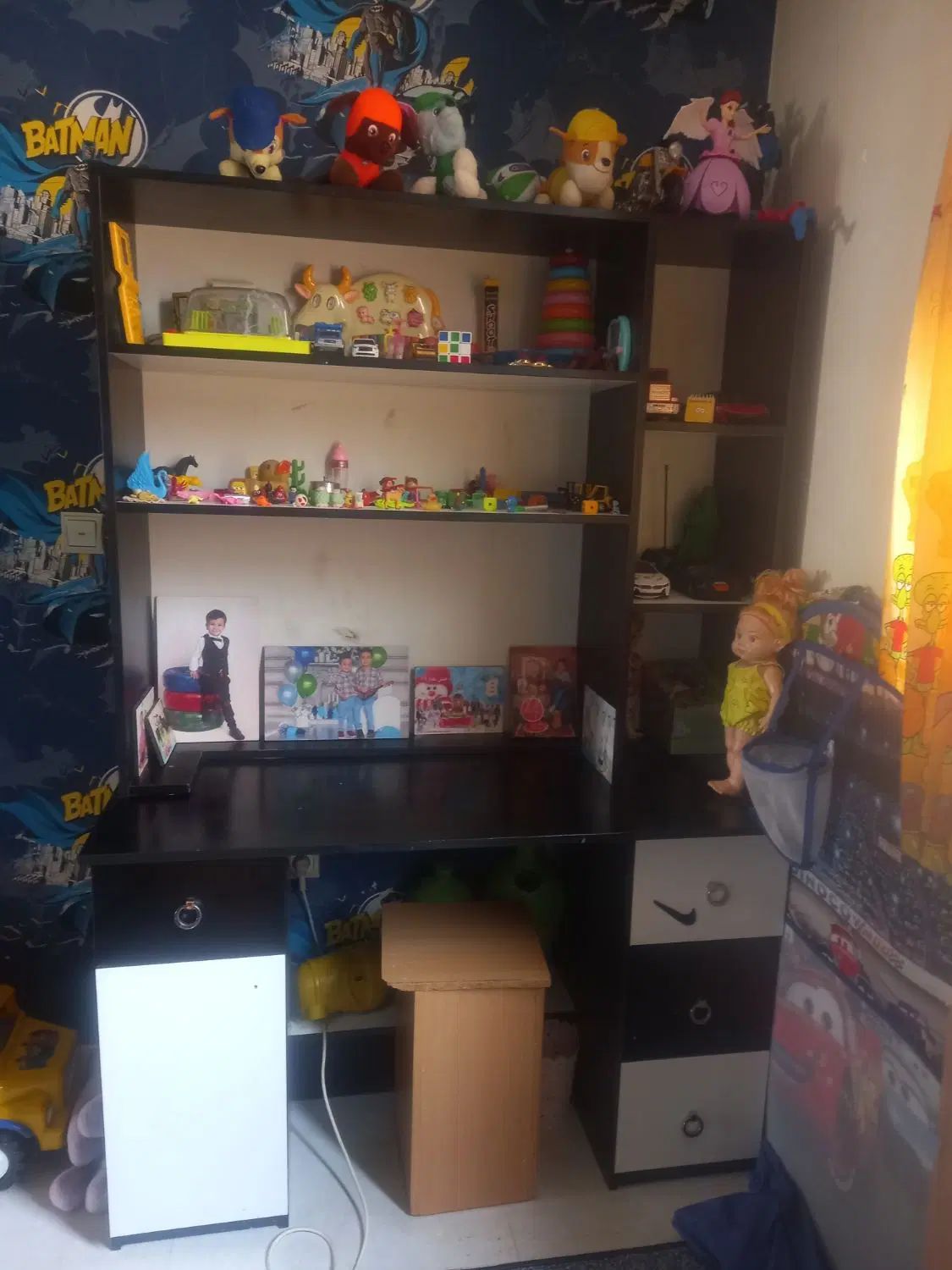 کتابخانه|کتابخانه، شلف، قفسه‌های دیواری|کرج, شهرک اوج|دیوار