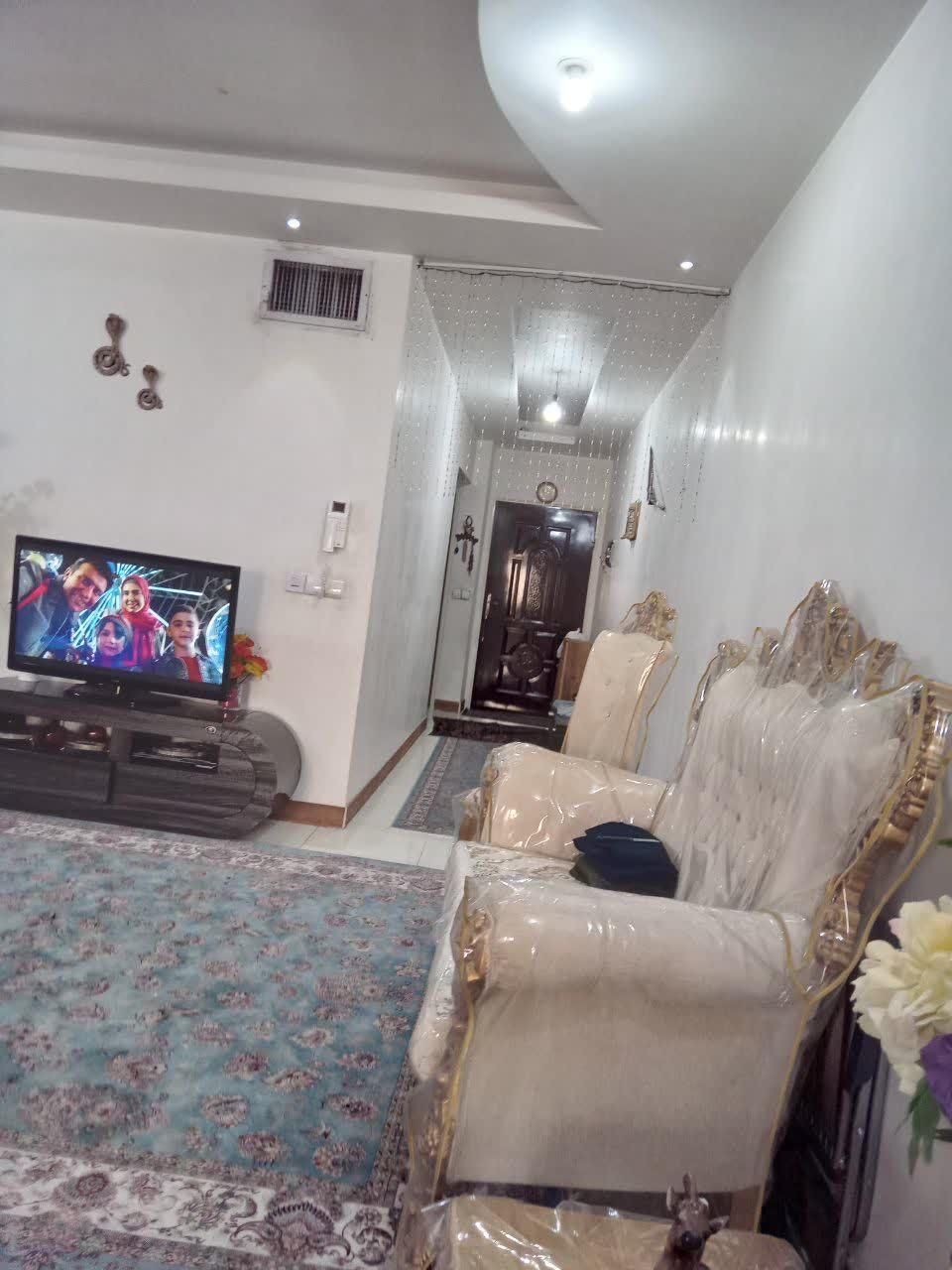 فروش آپارتمان ۸۷متری سند دار.خیابان کشوری|فروش آپارتمان|گلستان (تهران), |دیوار