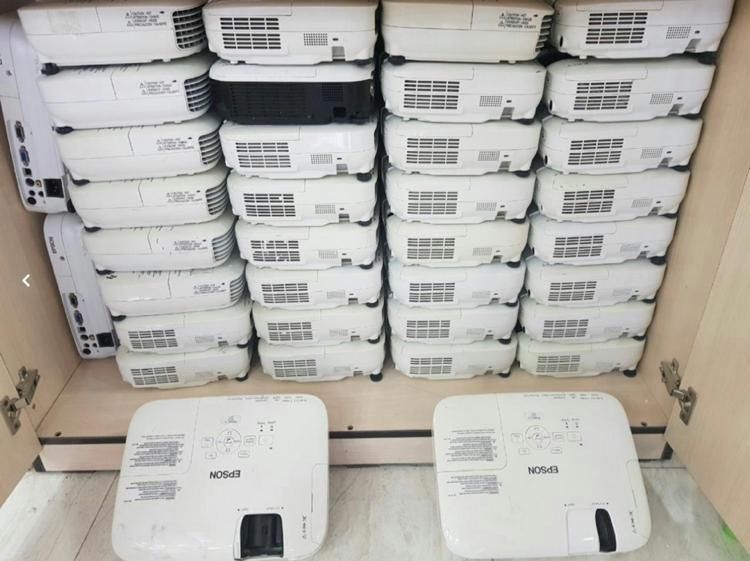 ویدیو پروژکتور فقط برندهای معتبر ژاپنی و آمریکایی|تلویزیون و پروژکتور|شیراز, زرهی|دیوار