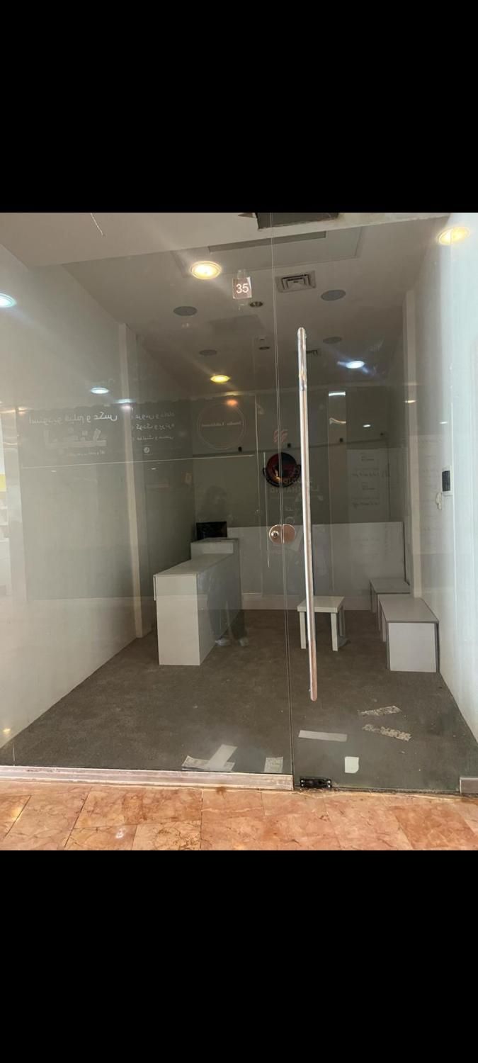 مغازه در مرکز تجاری کیش|فروش مغازه و غرفه|کیش, |دیوار