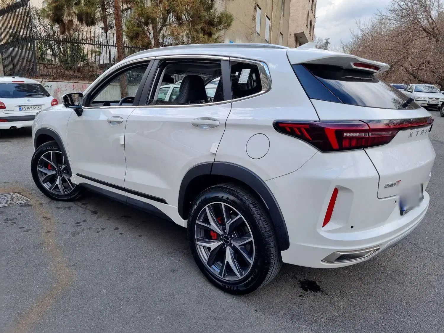 ایکستریم LX اکستریم ال ایکس سفید اسفند ۴۰۳ صفر|خودرو سواری و وانت|تهران, پاسداران|دیوار