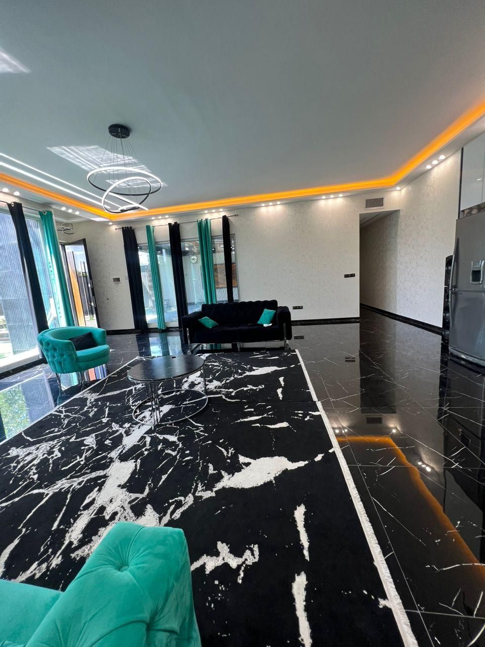 اجاره روزانه باغ ویلا شیک|اجارهٔ کوتاه‌مدت ویلا و باغ|نسیم‌شهر, |دیوار