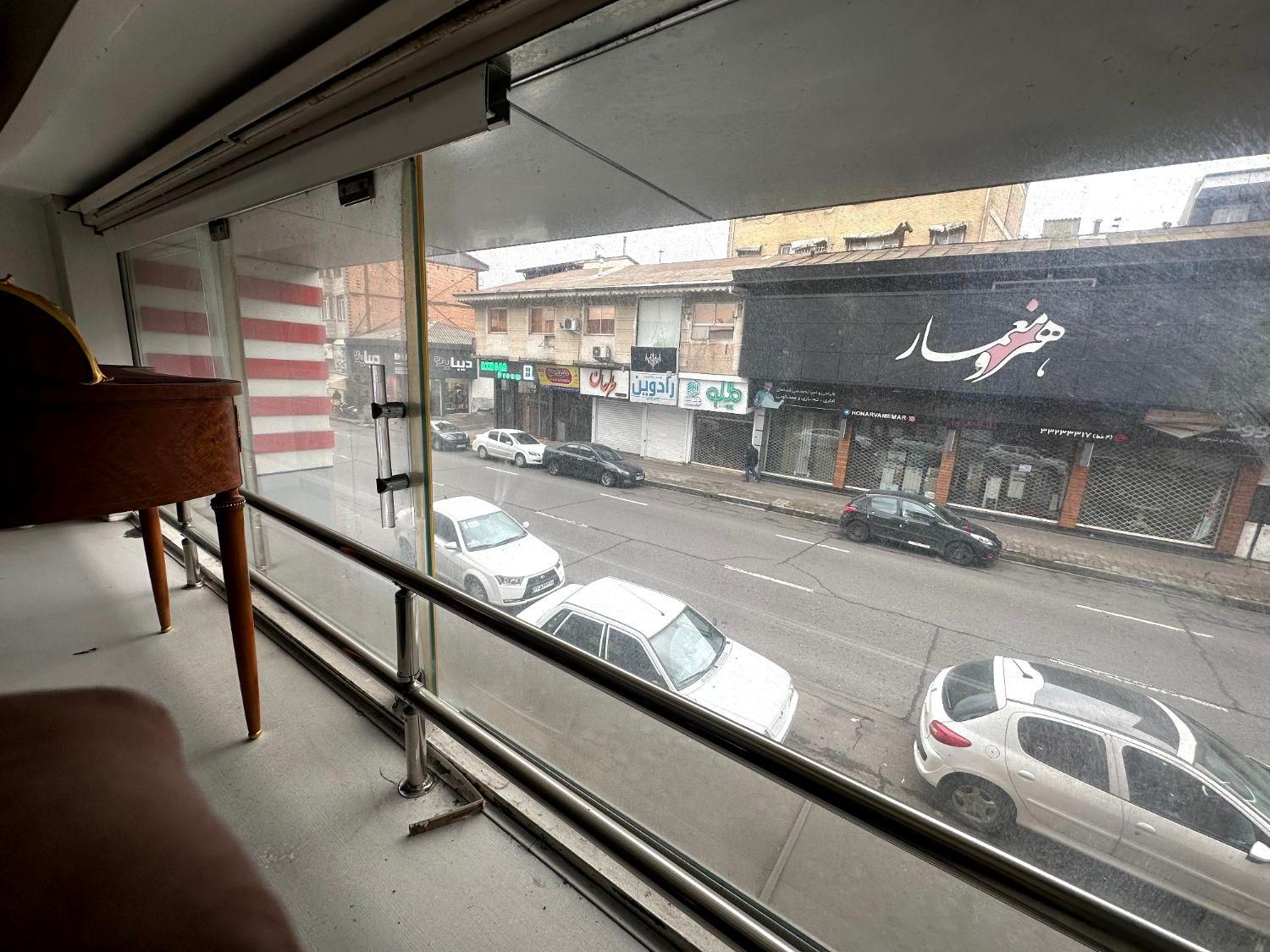 فروش واحد ۵۲ متر بر اصلی تختی طبقه یک|فروش دفتر کار، اتاق اداری، مطب|رشت, سعدی (تختی)|دیوار