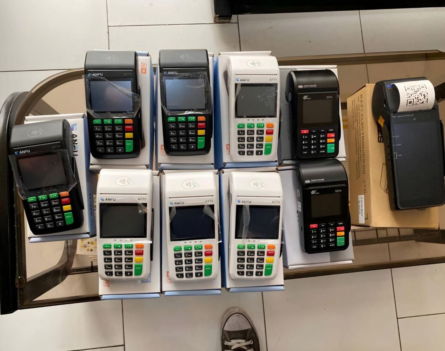 دستگاه کارتخوان سیار ، پوز بیسیم ، کشلس / i90pos|فروشگاه و مغازه|تهران, صادقیه|دیوار