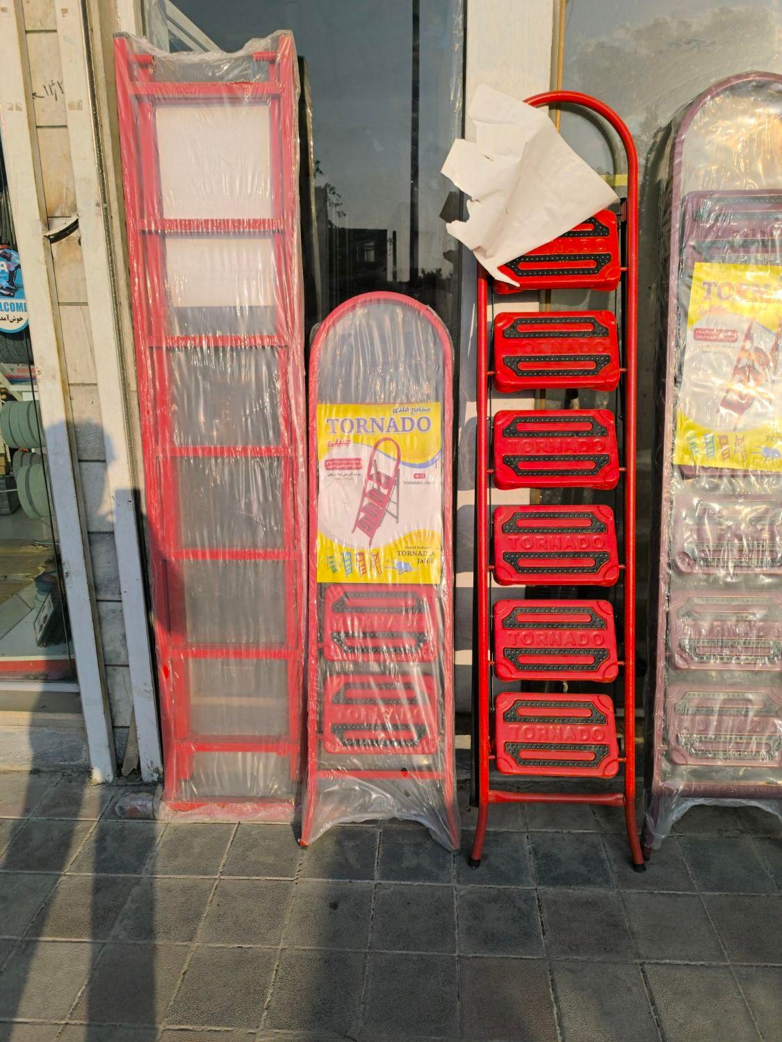 فروش انواع نردبان پله پهن و مخابراتی ابزار رسولی|ابزارآلات|بیرجند, |دیوار