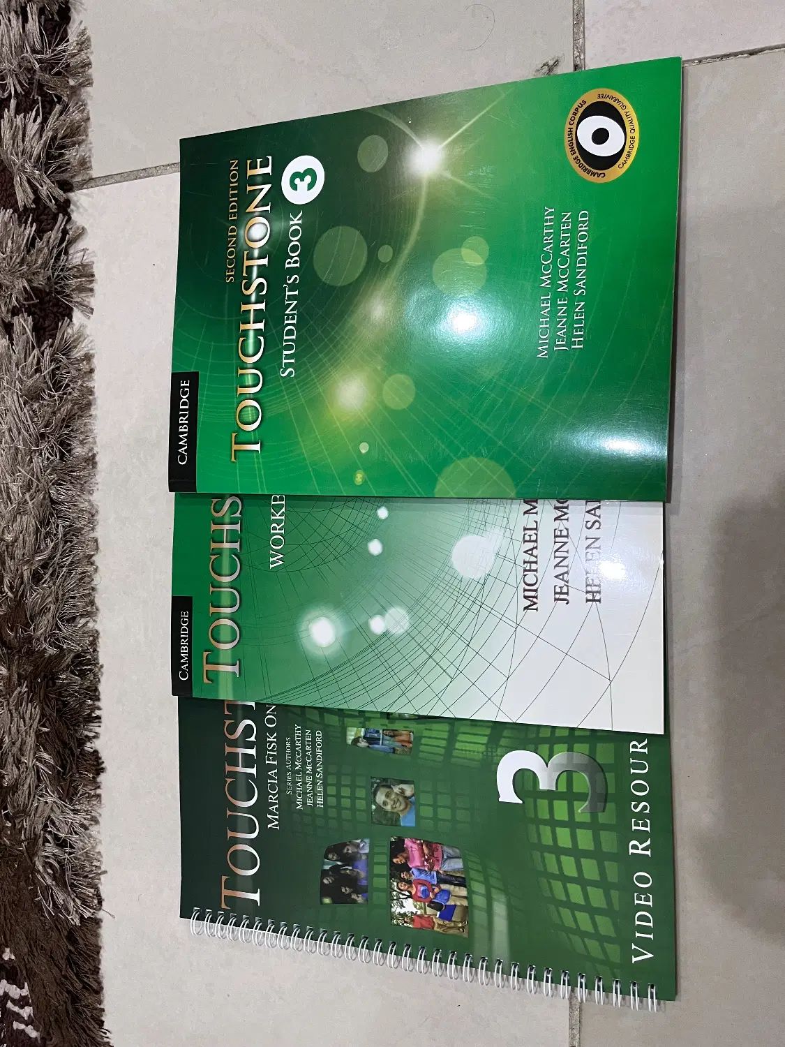 کتاب زبان انگلیسی و رمان فارسی و انگلیسی|کتاب و مجله آموزشی|تهران, پاسداران|دیوار