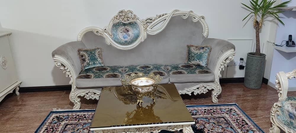 مبل ۷ نفره و همراه با آینه و کنسول|مبلمان خانگی و میز عسلی|تهران, شهرک شریفی|دیوار