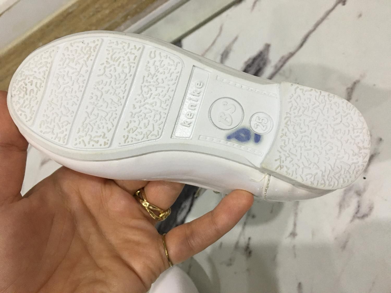 کفش مجلسی بچگانه|کفش و لباس بچه|لاهیجان, مهرگان|دیوار