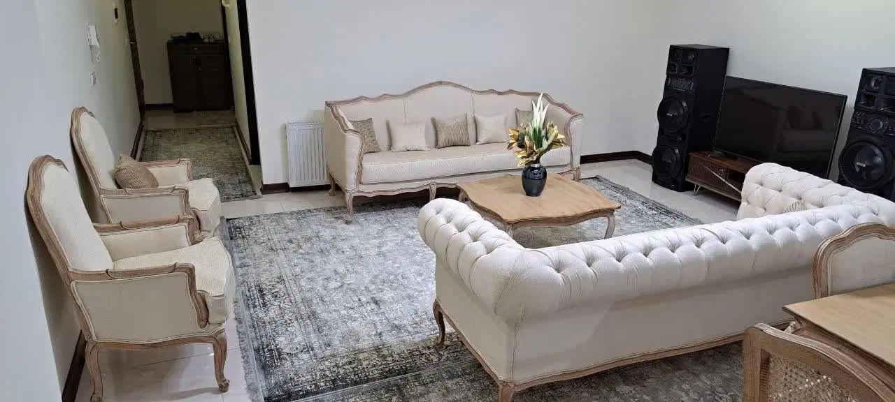 تولید وتعمیرات مبلمان فرانسوی-سلطنتی -کلاسیک -|مبلمان خانگی و میز عسلی|چهاردانگه (تهران), |دیوار