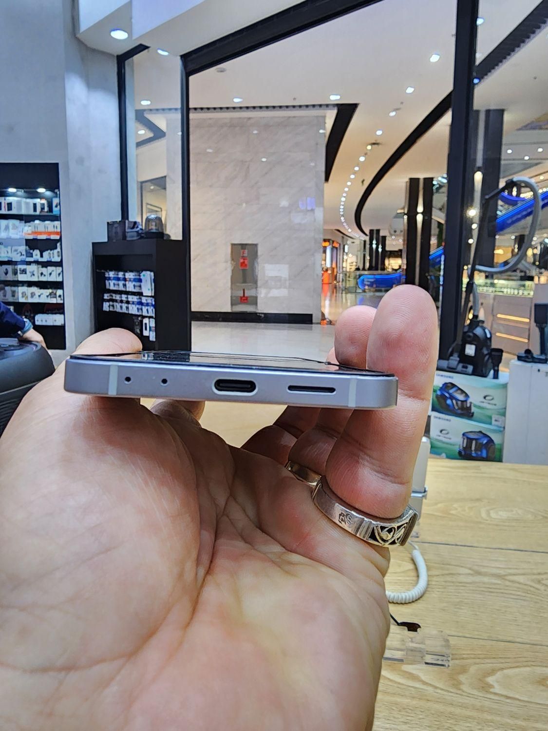 گوشی سامسونگ Z Flip 6 256|موبایل|تهران, جنت‌آباد مرکزی|دیوار