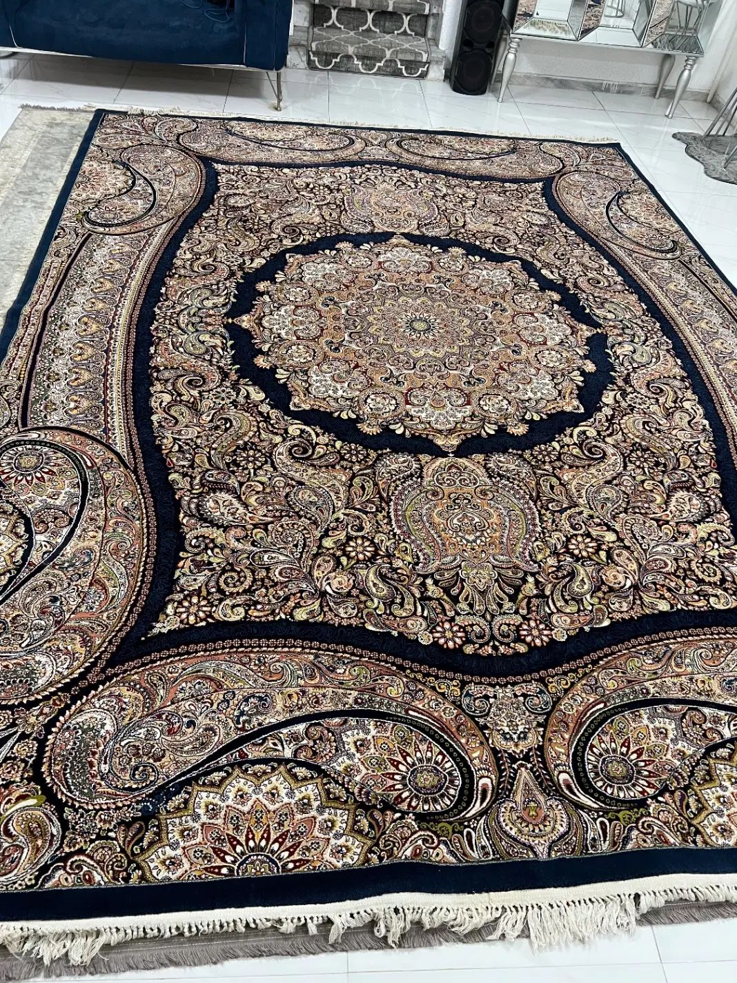 فرش سرمه ای ۱۲ متری|فرش|رشت, دیانتی|دیوار