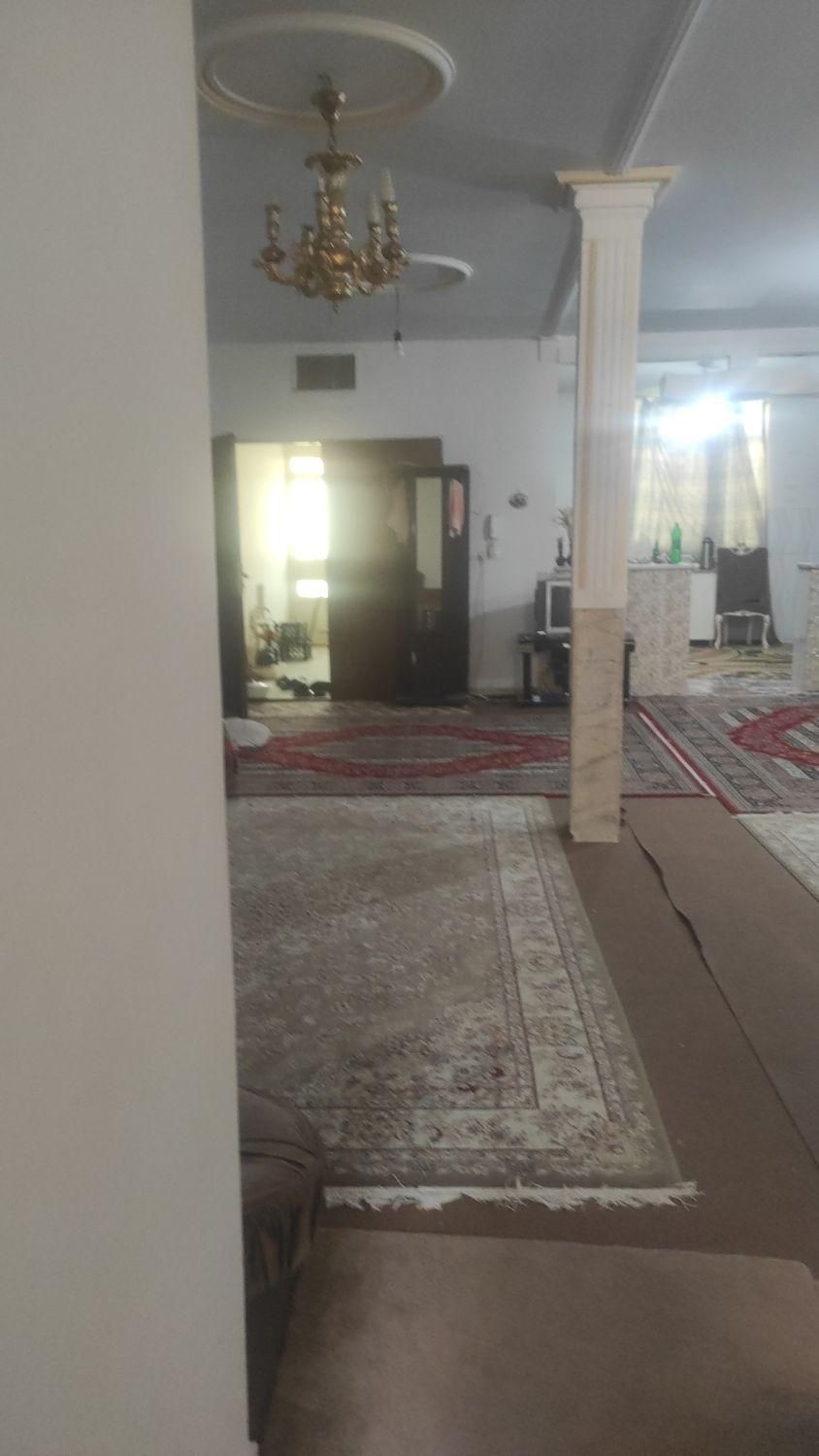 خانه ویلایی کوتاه مدت|اجارهٔ کوتاه‌مدت آپارتمان و سوئیت|رباط‌کریم, |دیوار