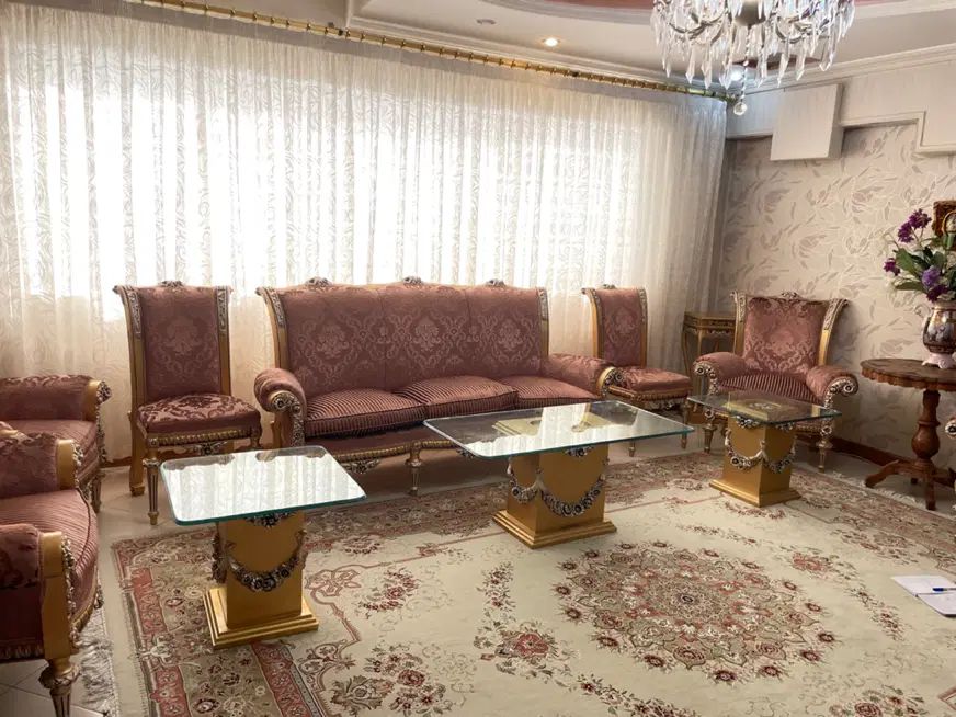 مبلمان کلاسیک دانشور در حد نو|مبلمان خانگی و میز عسلی|مشهد, فرهنگ|دیوار