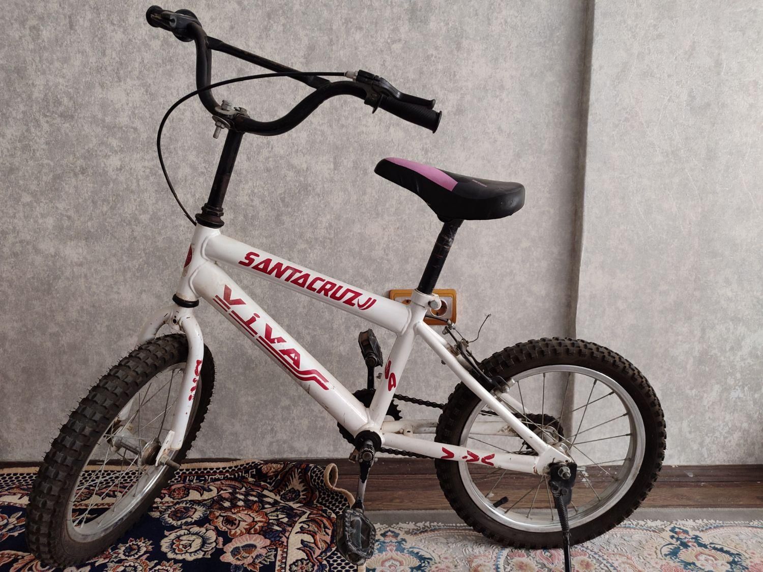 دوچرخه ۱۶|دوچرخه، اسکیت، اسکوتر|پرند, فاز ۵|دیوار