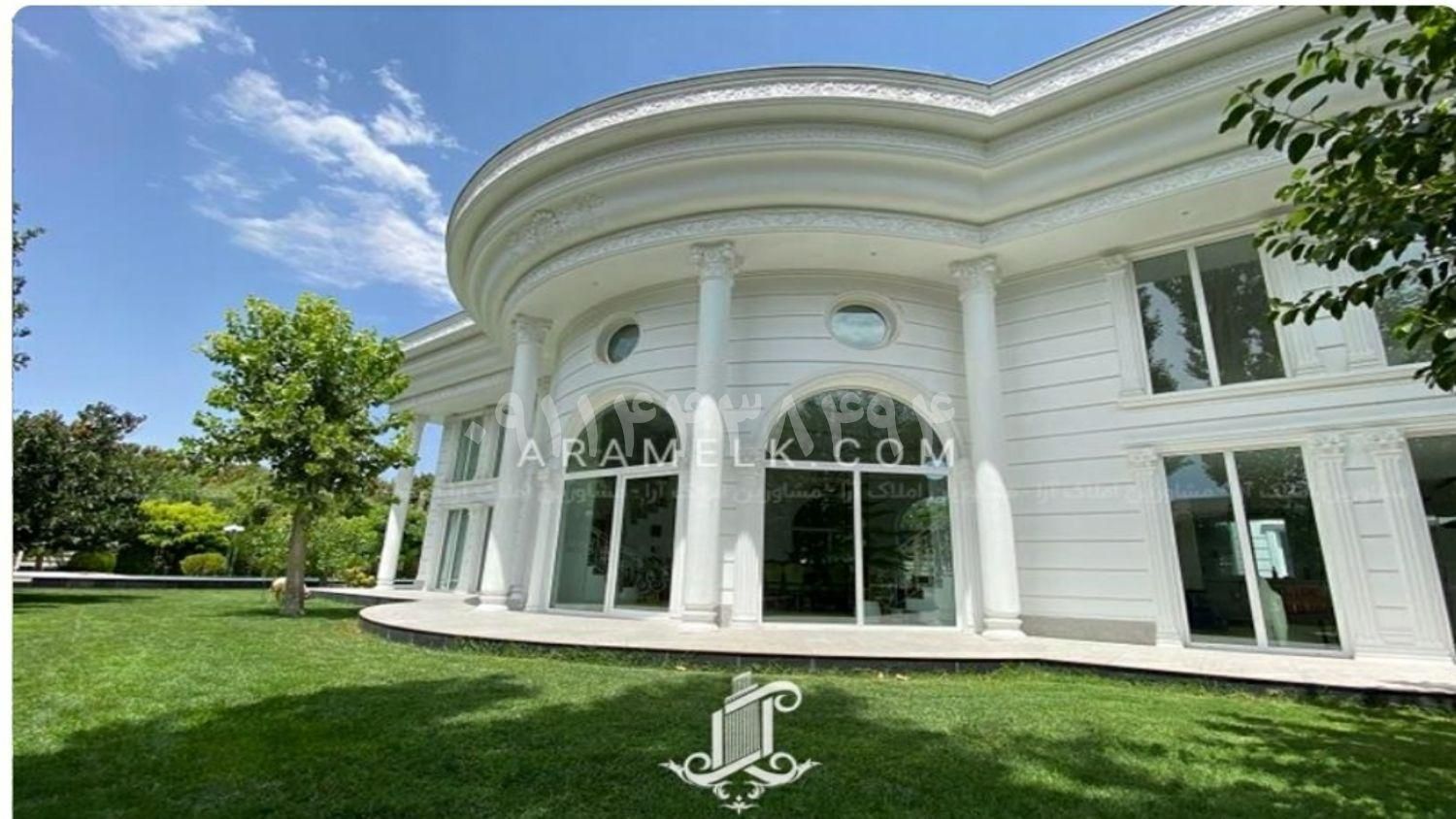 1300متر عمارت بهاری/ با دو استخر داخلی و روباز|فروش خانه و ویلا|نور, |دیوار