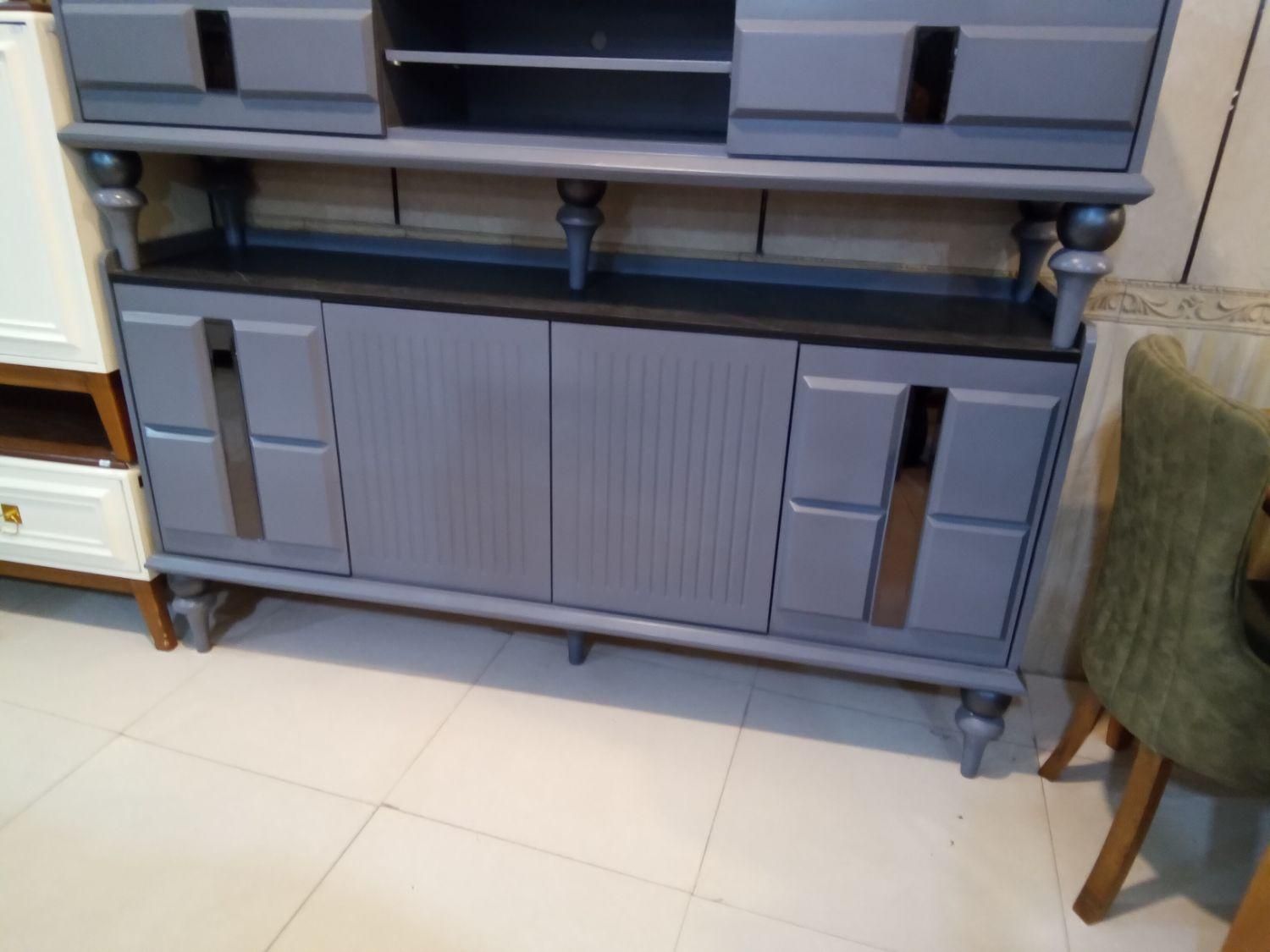 آینه کنسول و میز تلویزیون|بوفه، ویترین، کنسول|تربتحیدریه, شهید بهشتی|دیوار