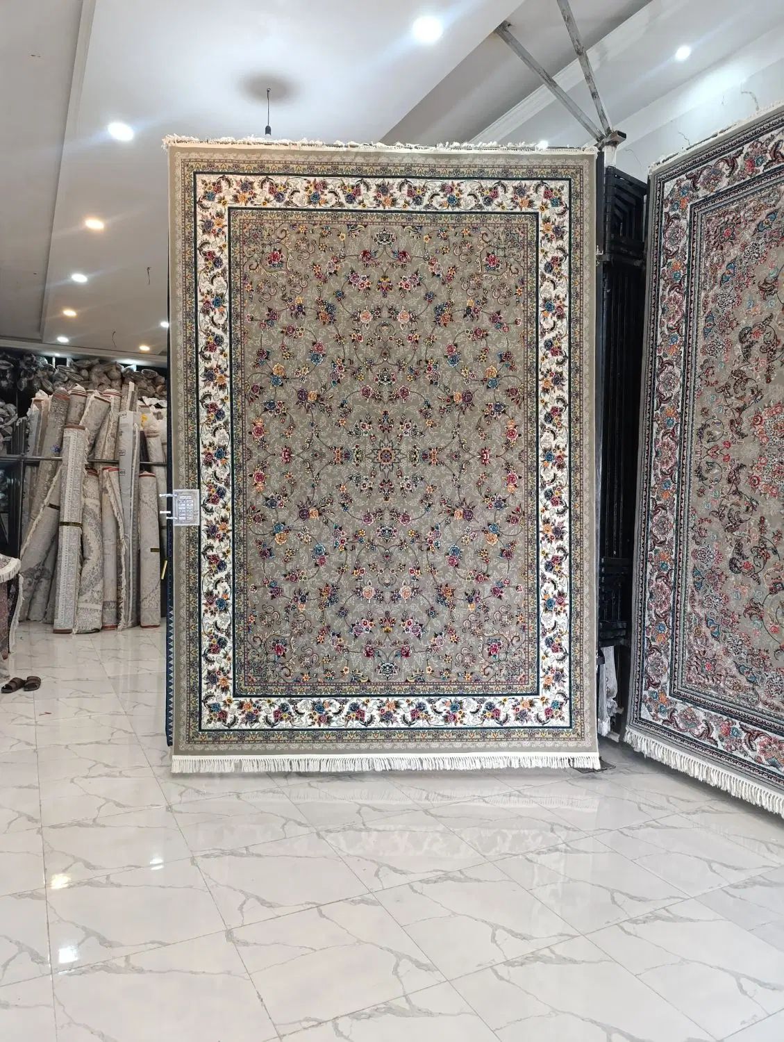 فرش۷۰۰شانه صدرصدآکرولیک ۴تخته ۹متری ۴تا ۶متری|فرش|تهران, شهرک ابوذر|دیوار
