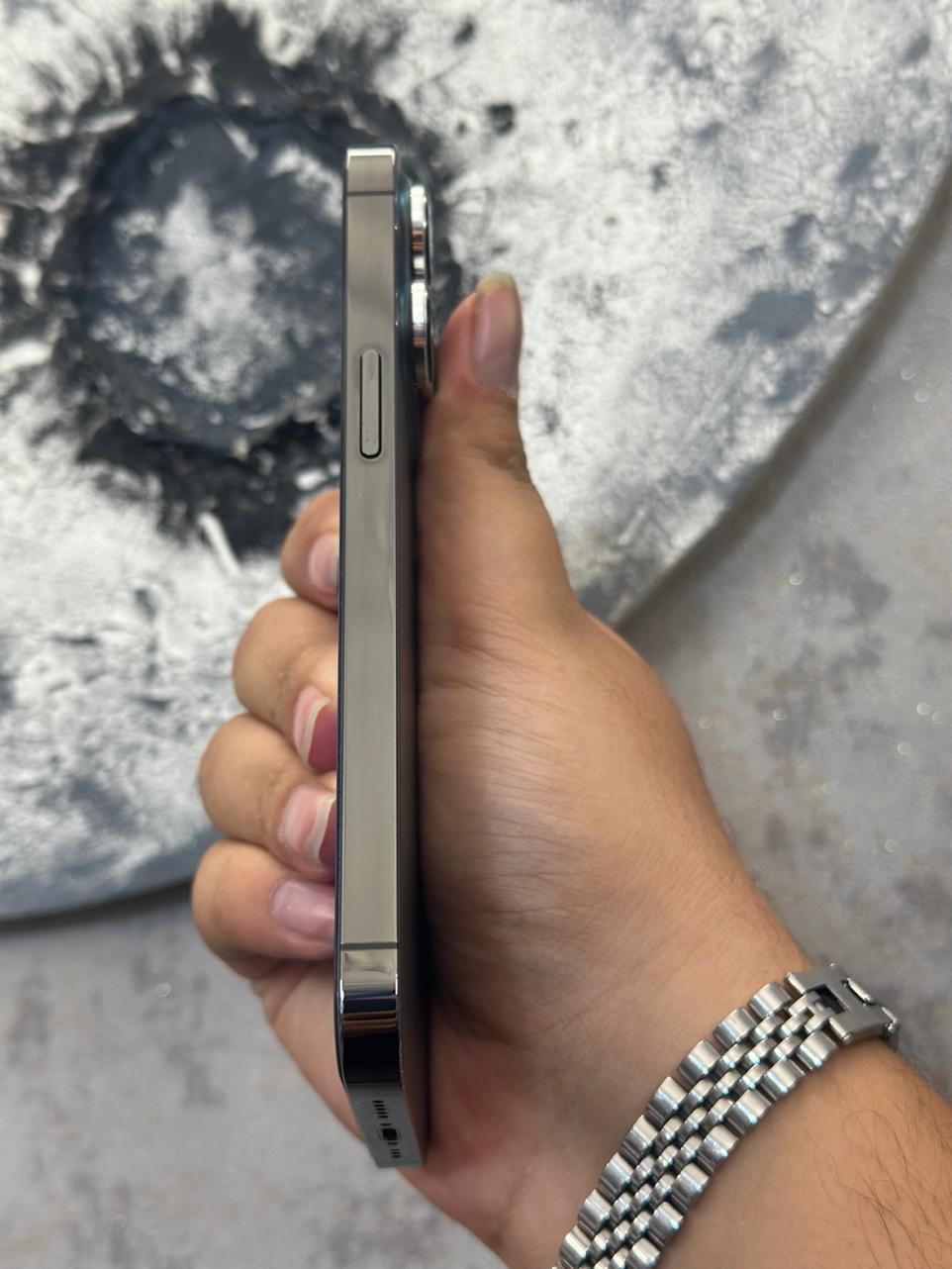 iphone 13 pro با حافظه 256 گیگ|موبایل|رشت, باهنر|دیوار