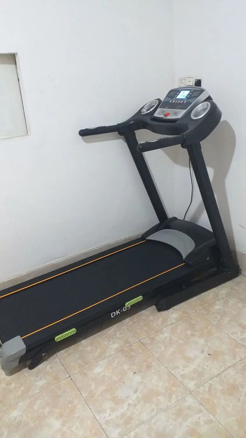 تردمیل خانگی .جدید وبه روز‌.فلش خور.ضربه گیر. نو|تجهیزات ورزشی|کرج, گوهردشت|دیوار