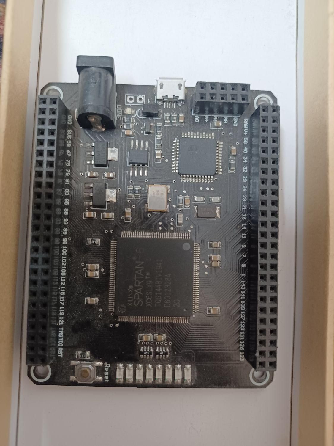 برد FPGA مبتنی بر SPARTAN 6، MOJO plus|قطعات و لوازم جانبی رایانه|باقرشهر, |دیوار