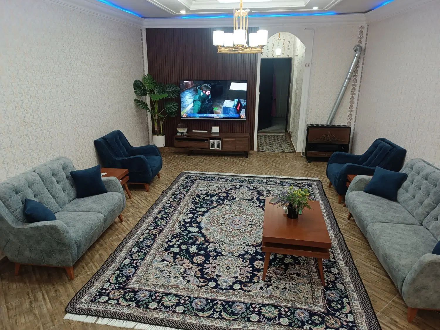 فروش آپارتمان ۱۰۰ متری ۲ خوابه طبقه ۱ در جماران|فروش آپارتمان|رشت, جماران|دیوار