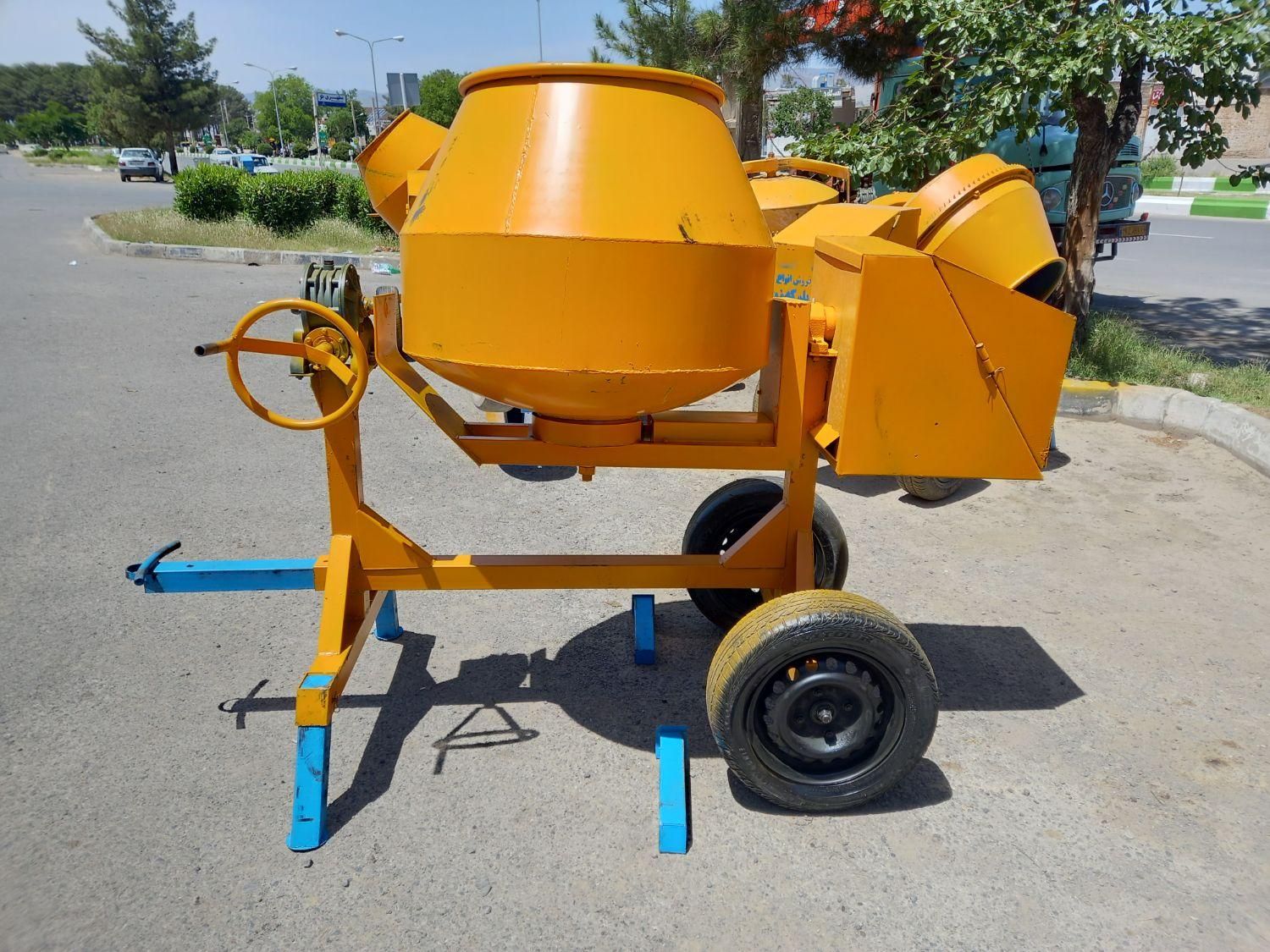 بتونیر،بالابر،بلوک زن،جک،قالب|ماشینآلات صنعتی|چابهار, |دیوار