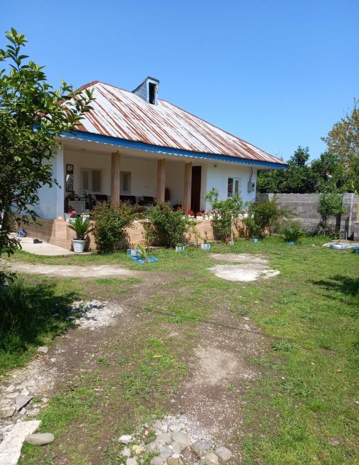 اجاره ویلا جنگلی،روستایی پدربزرگ با نمای سنتی|اجارهٔ کوتاهمدت ویلا و باغ|شفت, |دیوار