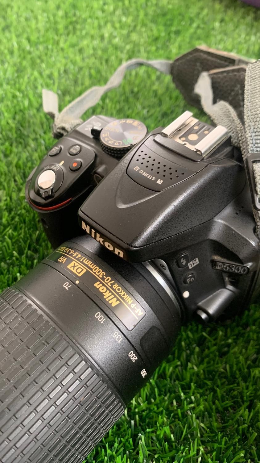 دوربین نیکون حرفه ای لنز زوم 70-300|دوربین عکاسی و فیلم‌برداری|لاهیجان, شقایق|دیوار