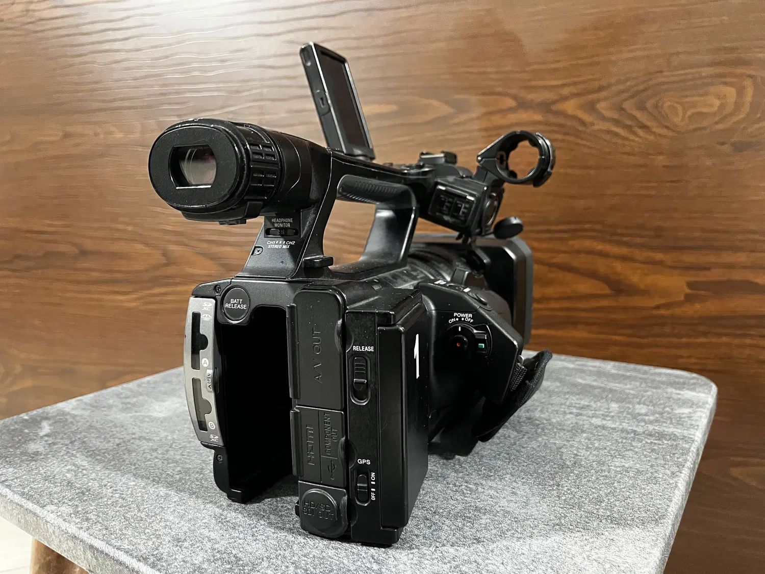 دوربین  Sony NX5 ان ایکس فایو|دوربین عکاسی و فیلم‌برداری|تهران, توحید|دیوار