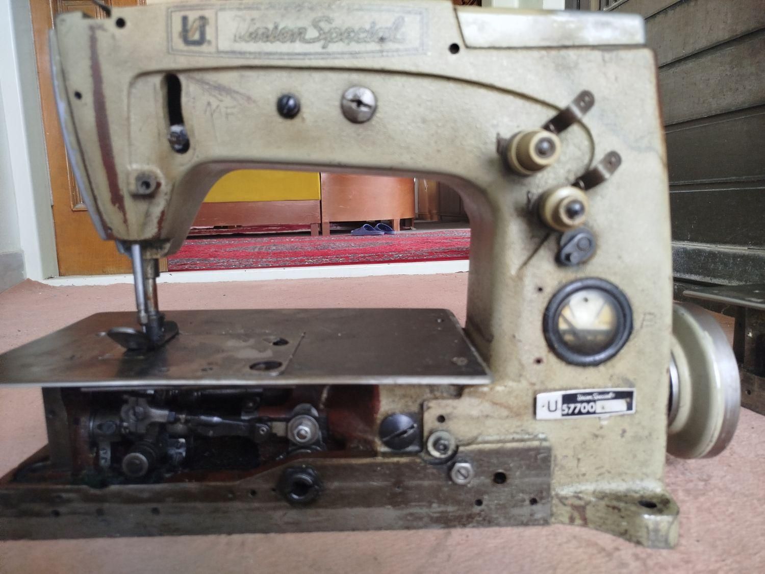 چرخ صنعتی گونی دوزی یون یون|چرخ خیاطی و ریسندگی|تبریز, |دیوار