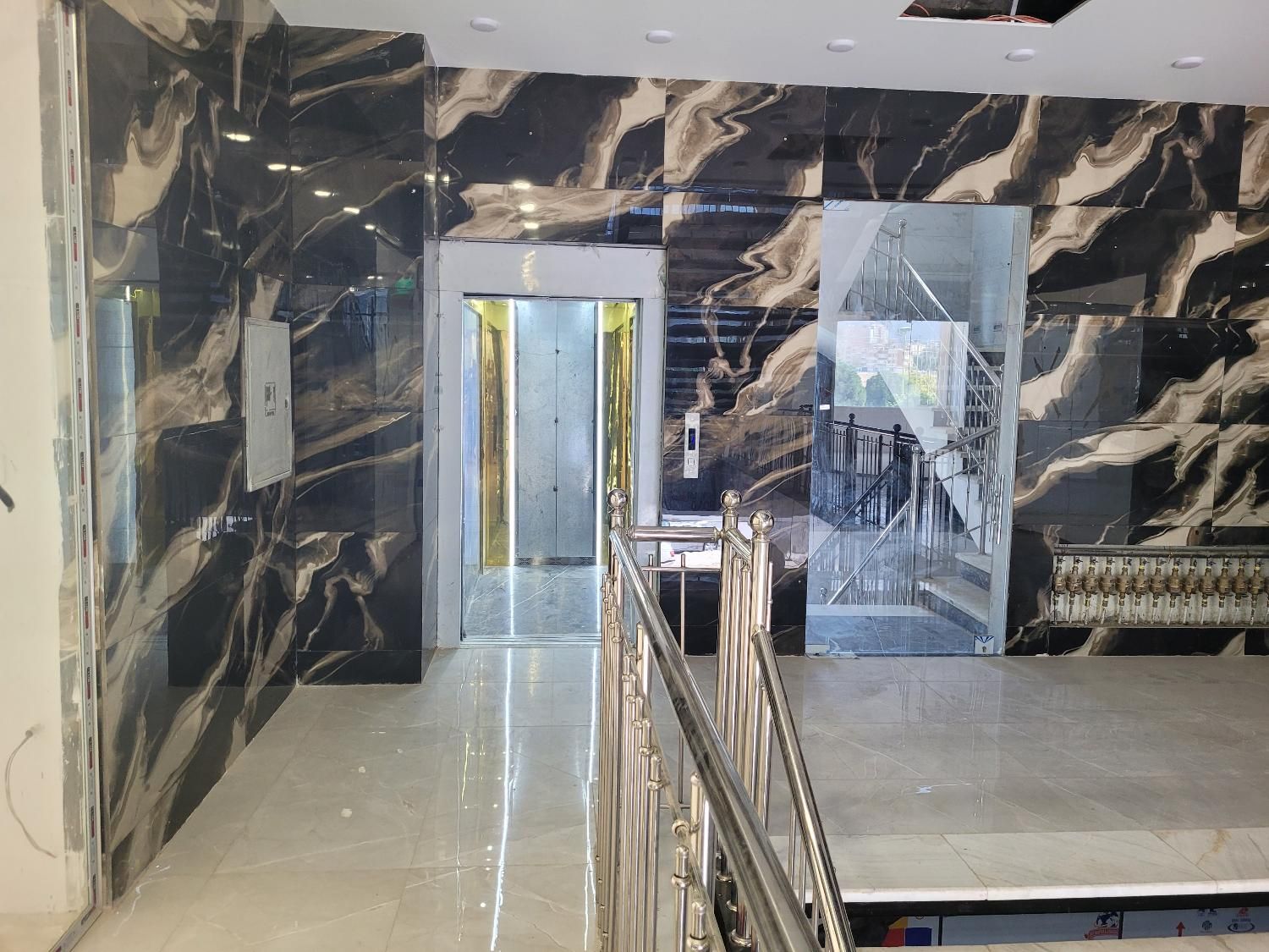 رهن و اجاره مغازه در فولادشهر میدان امیرالمومنین|اجارهٔ مغازه و غرفه|فولادشهر, فولادشهر|دیوار