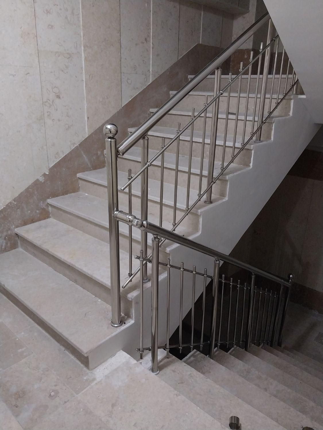 نصب واجرای نرده استیل باکیفیت|خدمات پیشه و مهارت|کرج, شاهین‌ویلا|دیوار