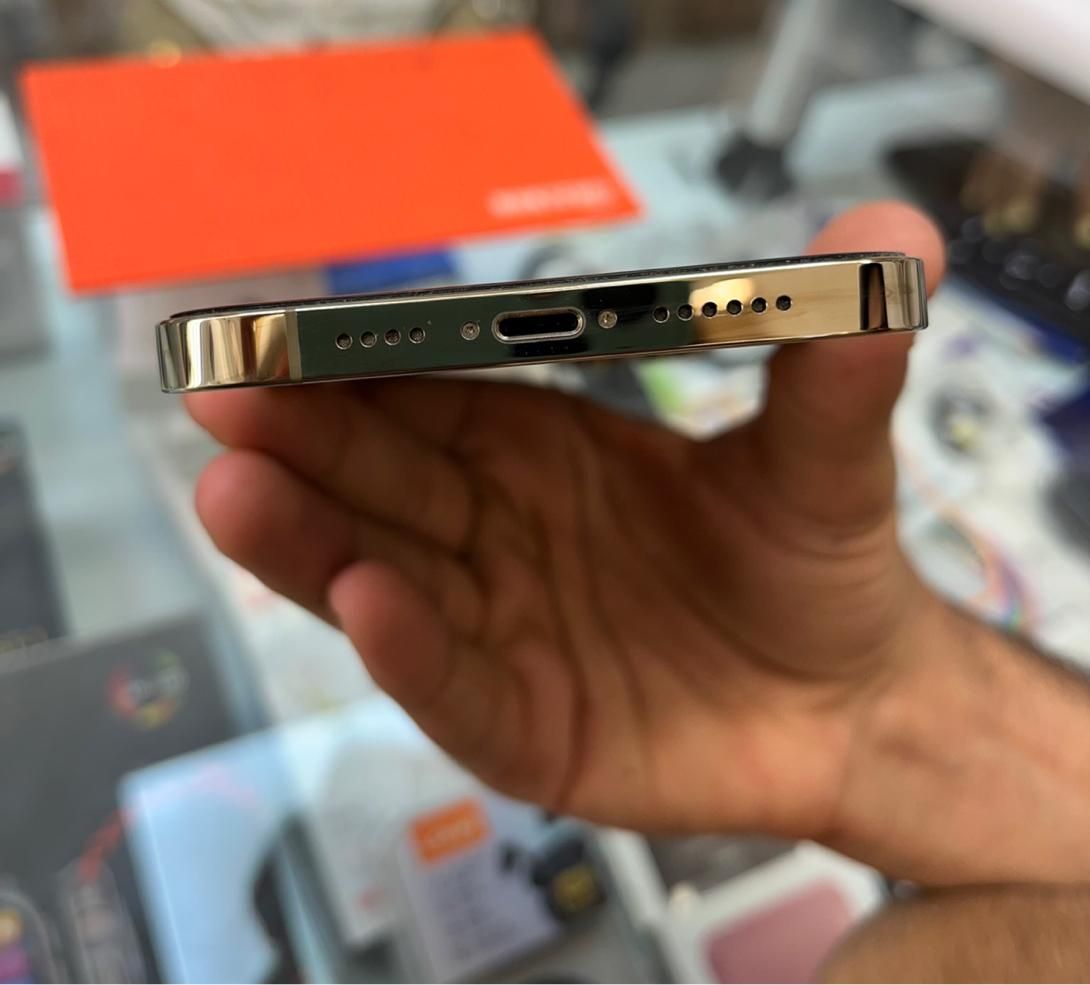 اپل iPhone 12 Pro Max با حافظهٔ ۲۵۶ گیگابایت|موبایل|بجنورد, |دیوار