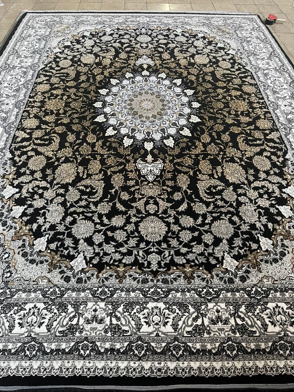 فرش نایس|فرش|خرم‌آباد, |دیوار