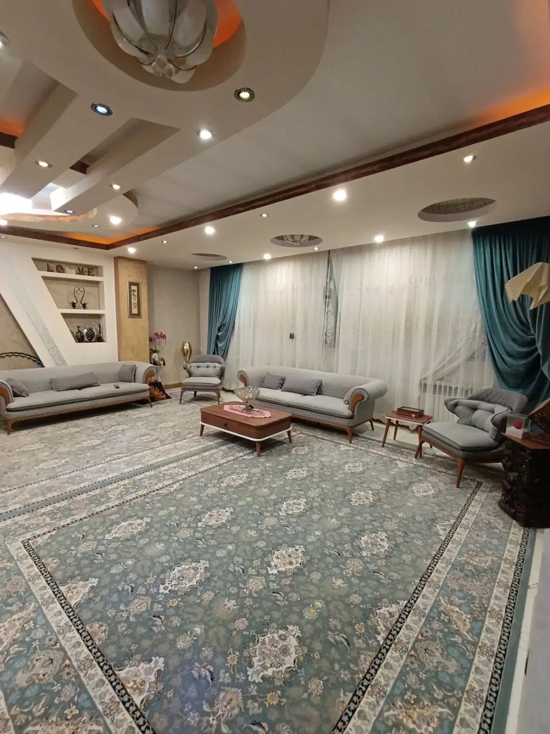 ۱۲۲متر مفید/پارکینگ اختصاصی پلاک/۳ خواب/آفتاب|فروش آپارتمان|کرج, شاهین‌ویلا|دیوار