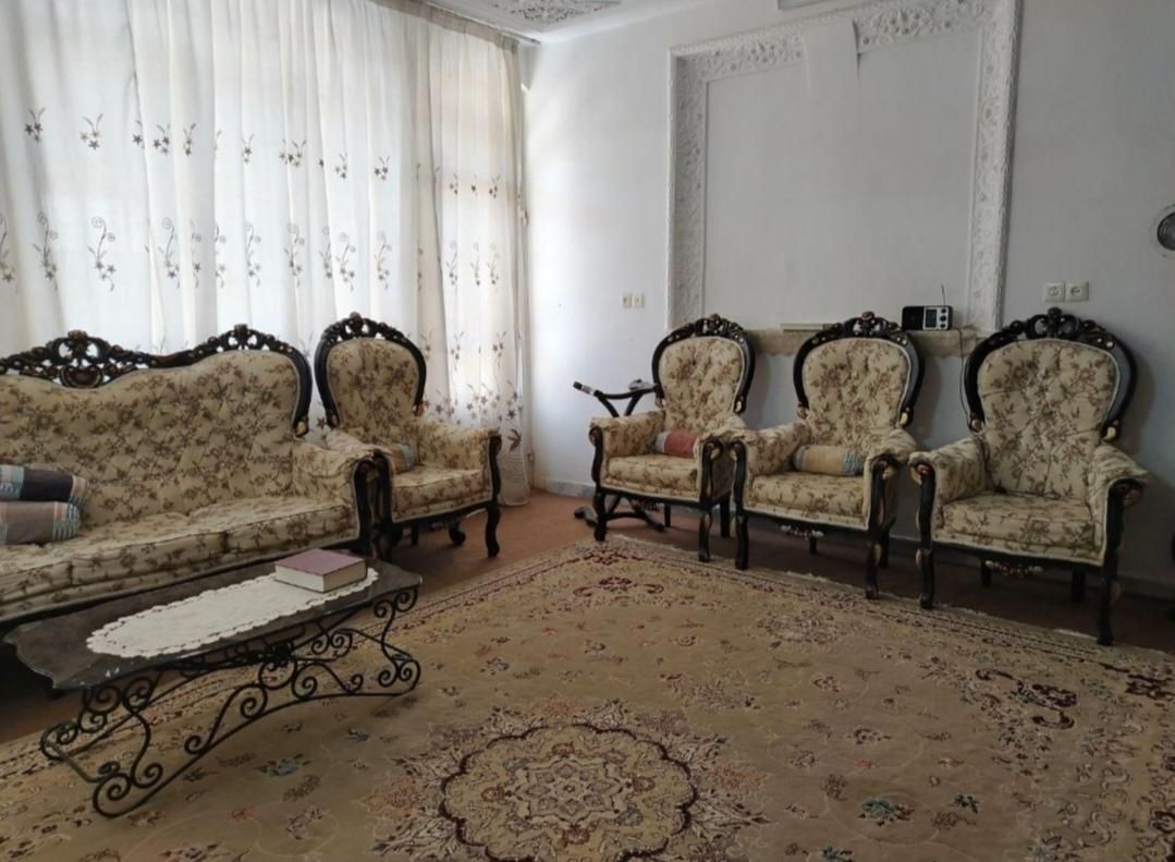 سوئیت.منزل دربستی مبله با پارکینگ|اجارهٔ کوتاه‌مدت آپارتمان و سوئیت|قم, گذر قلعه|دیوار