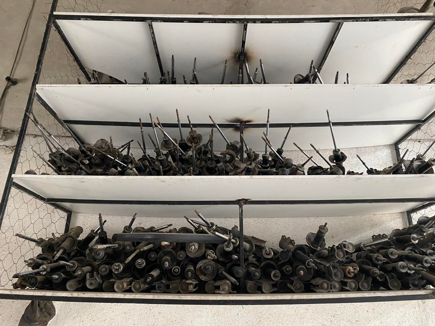 کمک فنر استوک ضمانتی|قطعات یدکی و لوازم جانبی|گرگان, |دیوار