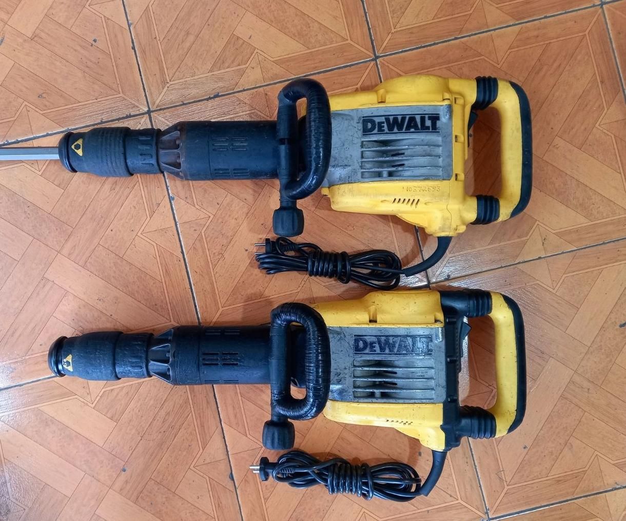 چکش تخریب هیلتی و دیوالت hilti - dewalt|ابزارآلات|تهران, مهرآباد جنوبی|دیوار