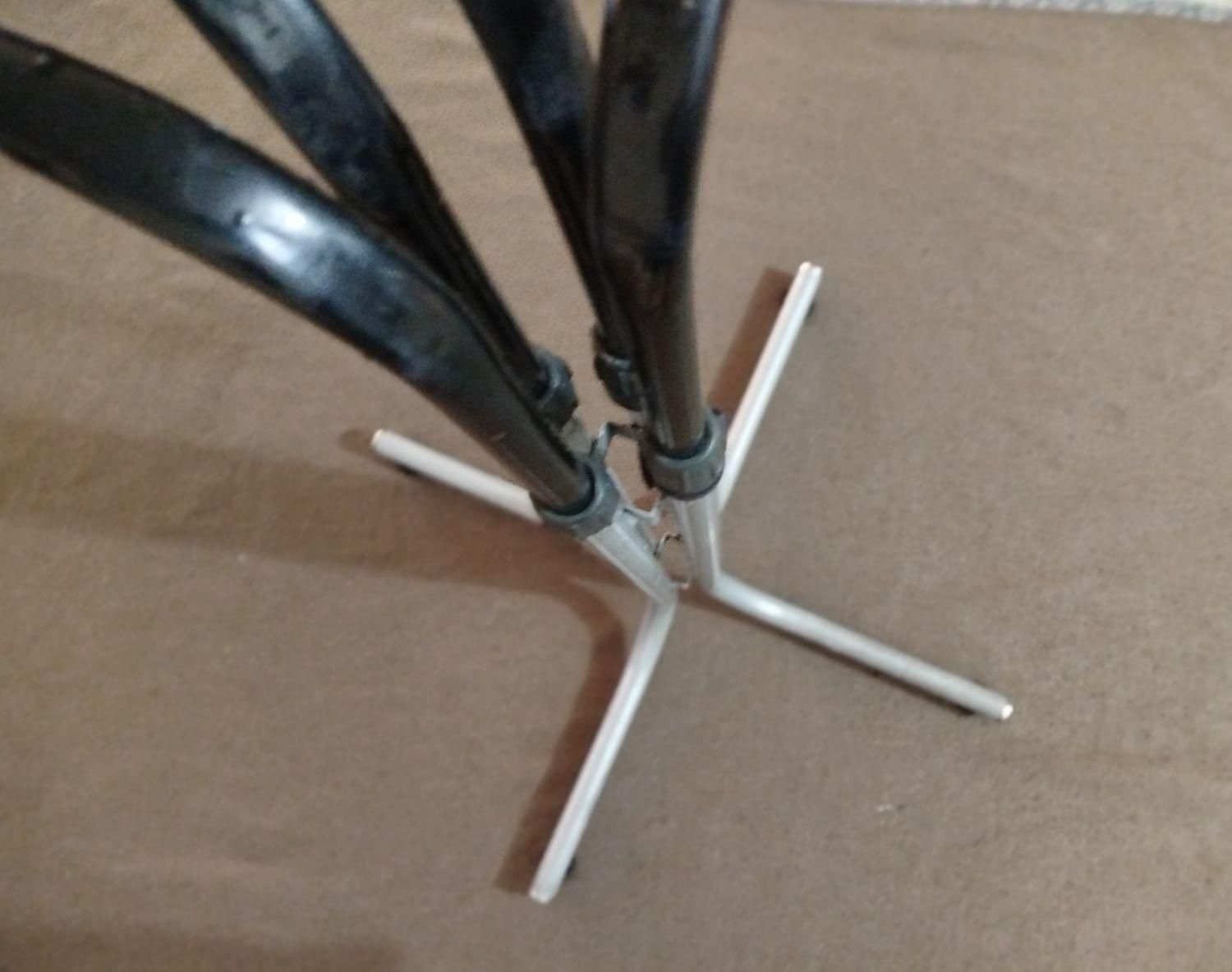 رگال چرخان چهار شاخه مناسب مغازه لباس فروشی|بندرخت و رخت‌آویز|پلدختر, |دیوار