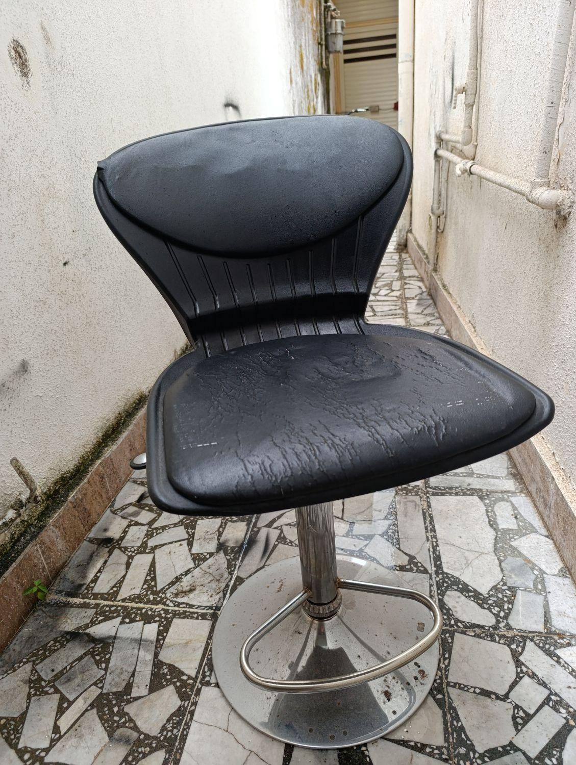 صندلی|صندلی و نیمکت|رشت, بلوار گیلان|دیوار