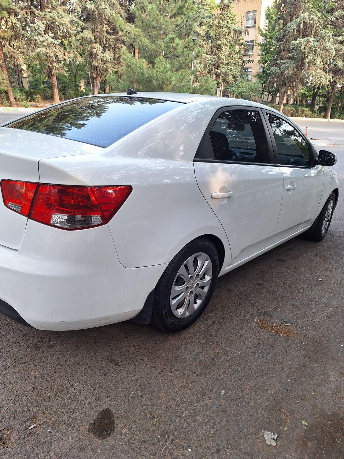 کیا سراتو مونتاژ دنده‌ای 1600cc، مدل ۱۳۹۵|خودرو سواری و وانت|تهران, شهرک محلاتی|دیوار