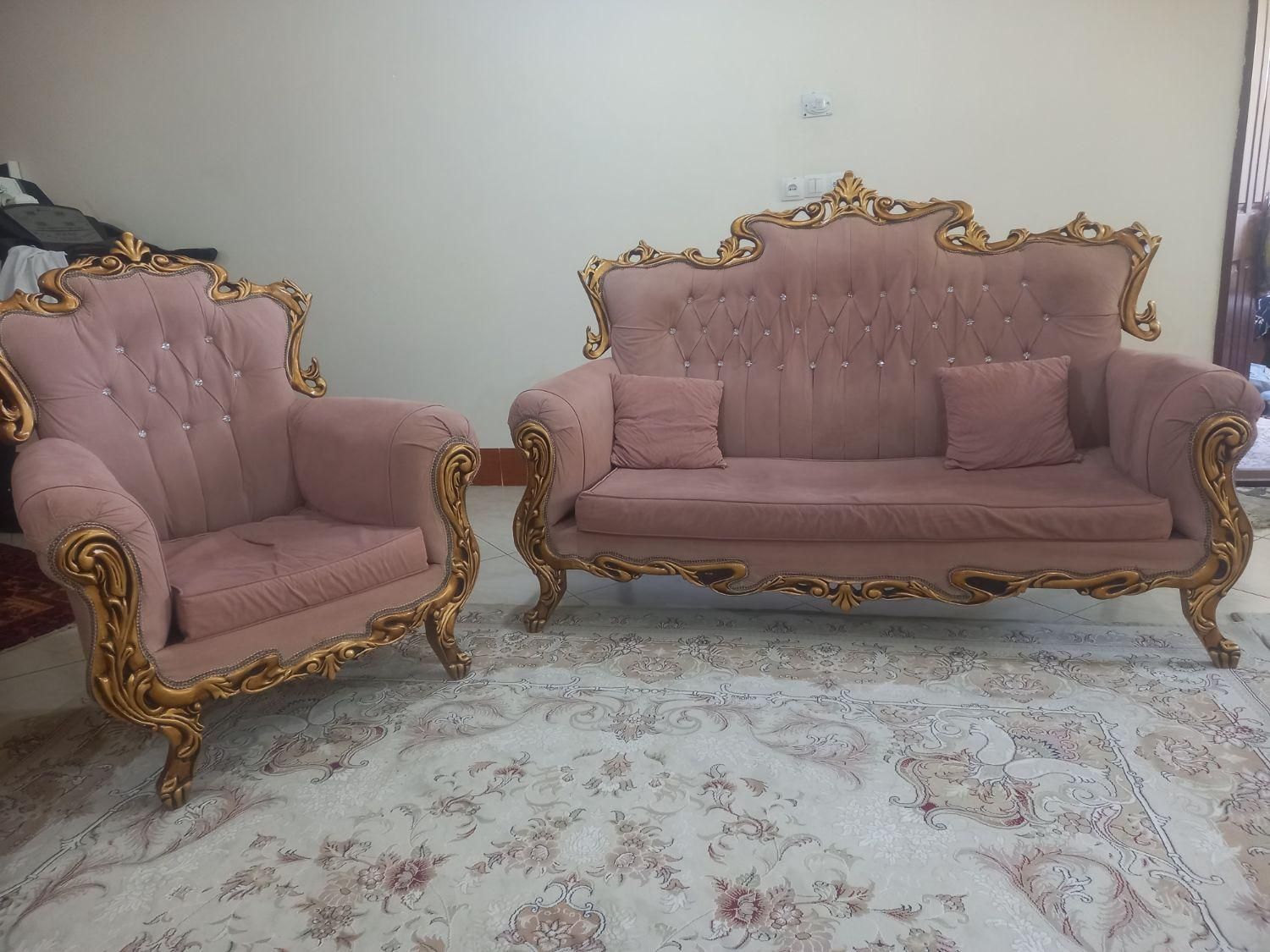 مبل و تخت خواب|مبلمان خانگی و میز عسلی|تربت‌حیدریه, منصوریه|دیوار