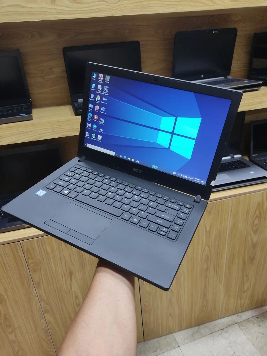 لپتاپAcer P214 i5نسل۸ رم۸/هارد256ssd/سبک وزن|رایانه همراه|تهران, استخر|دیوار