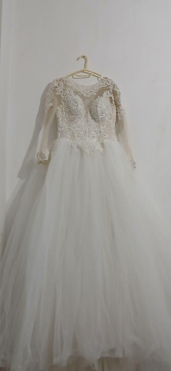 لباس عروس|لباس|کاشان, ملک آباد|دیوار