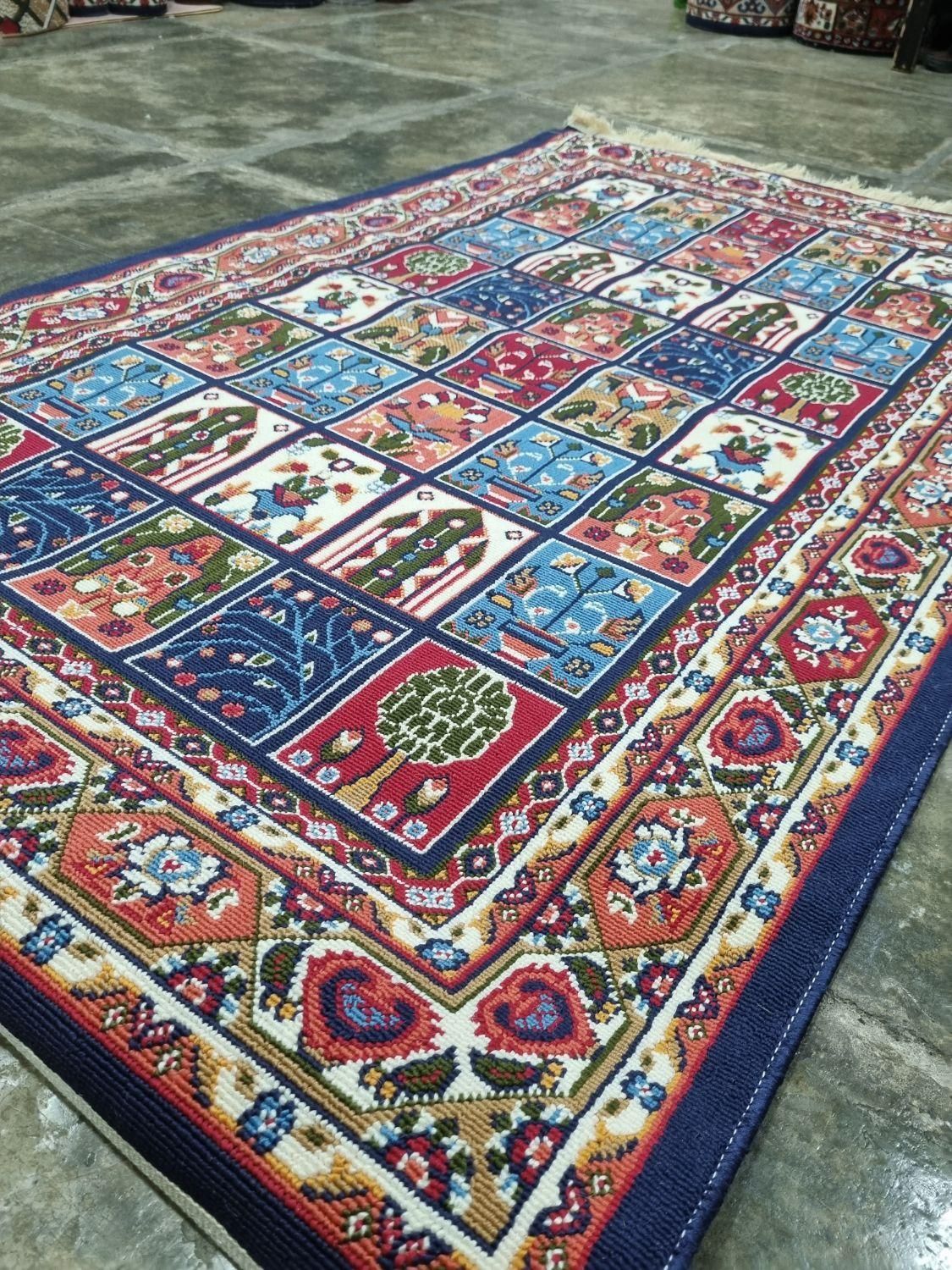 گلیم طرح خشتی|گلیم، جاجیم، گبه|بندر انزلی, گلسرخ|دیوار